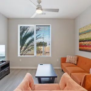 Gia Chic Modern 2 Bedroom With Swimming Pool At Encore Tessera Apartment Phoenix