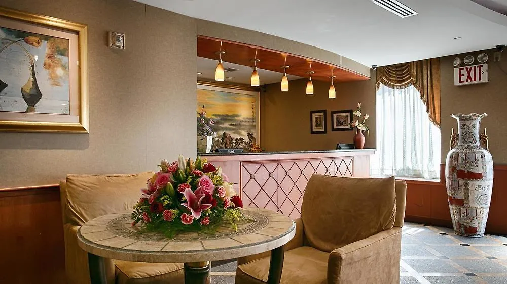 Best Western Queens Court New York 3*,