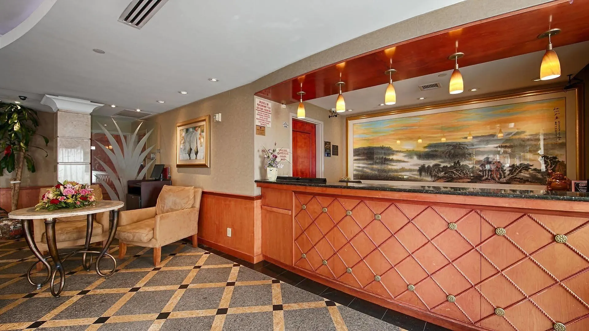 Best Western Queens Court New York Hotel
